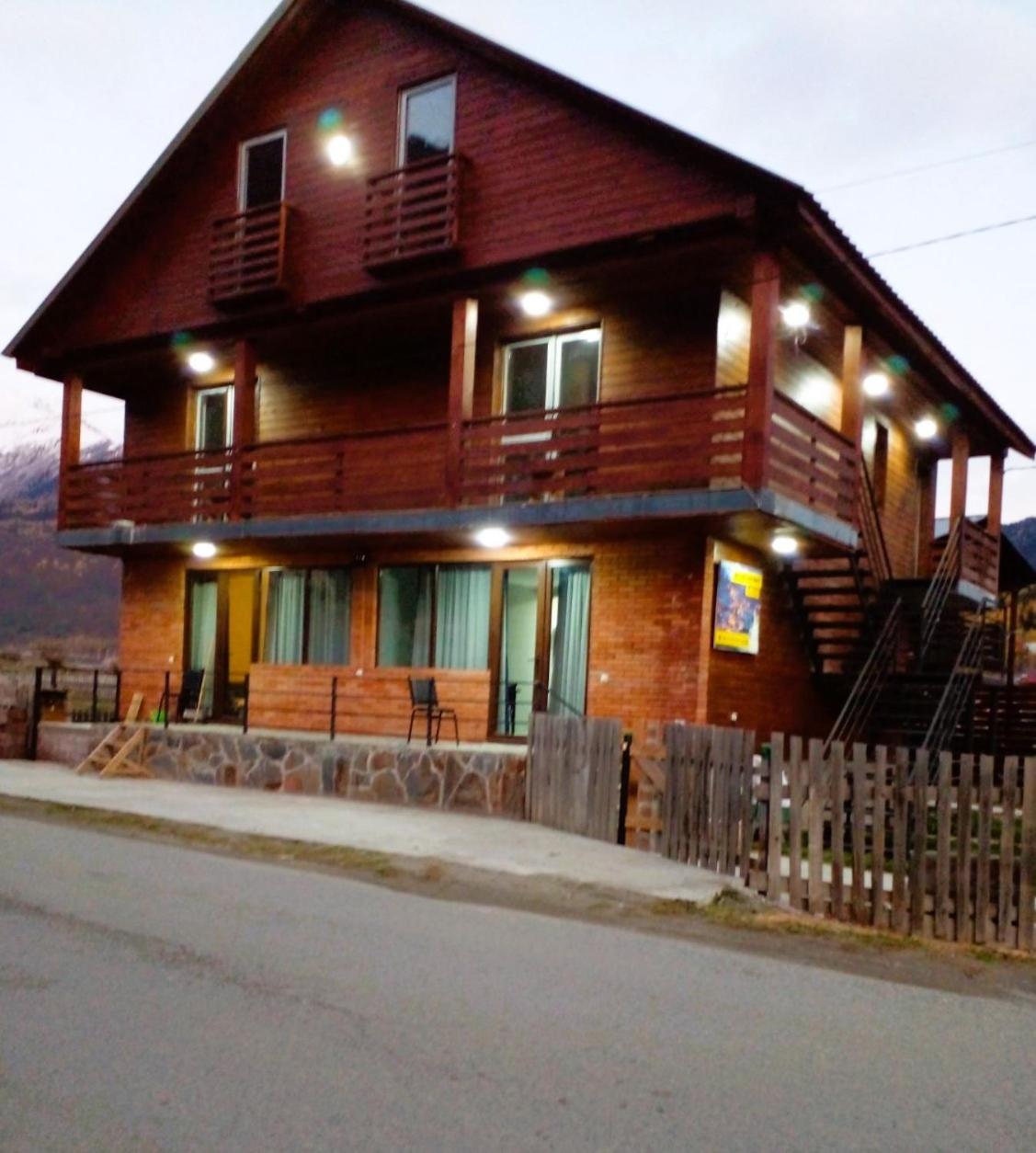 Gablile Apartments Mestia Luaran gambar